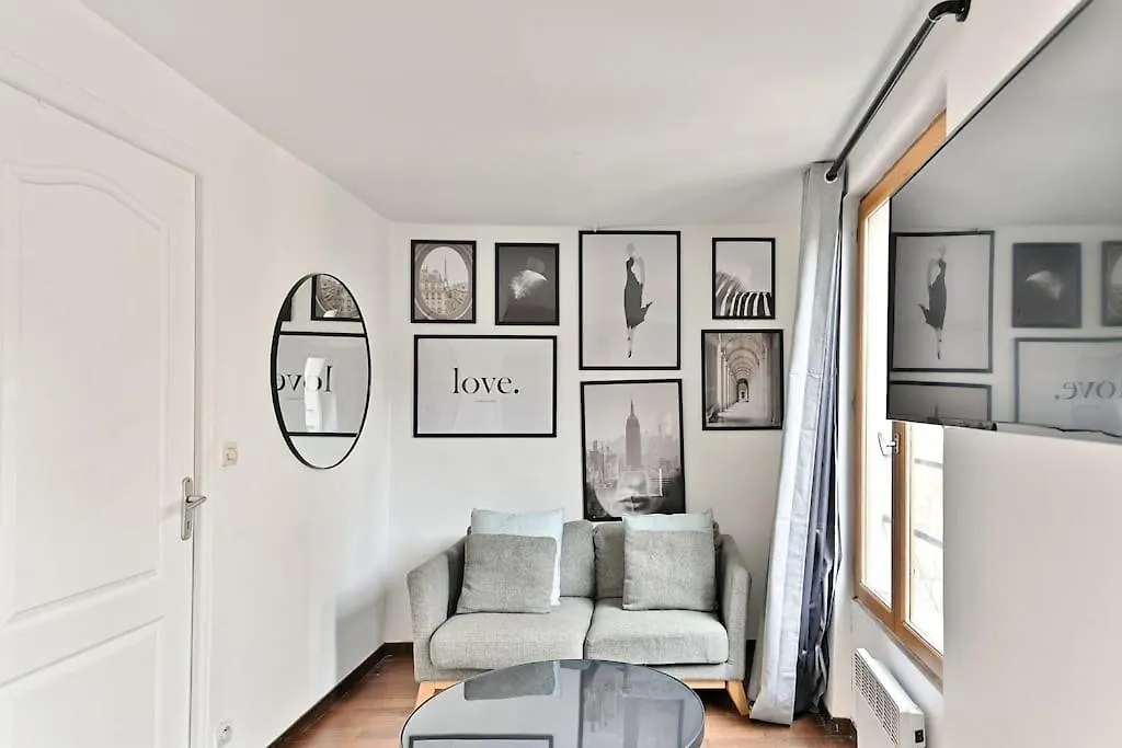 Paisible Et Rivoli Apartman *