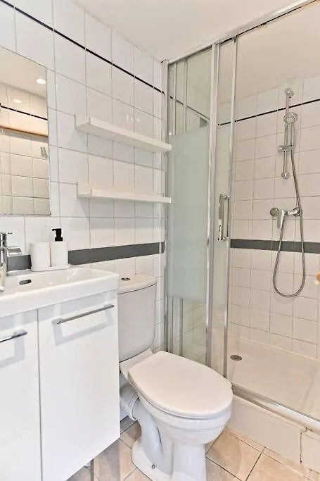 Paisible Et Rivoli Apartman